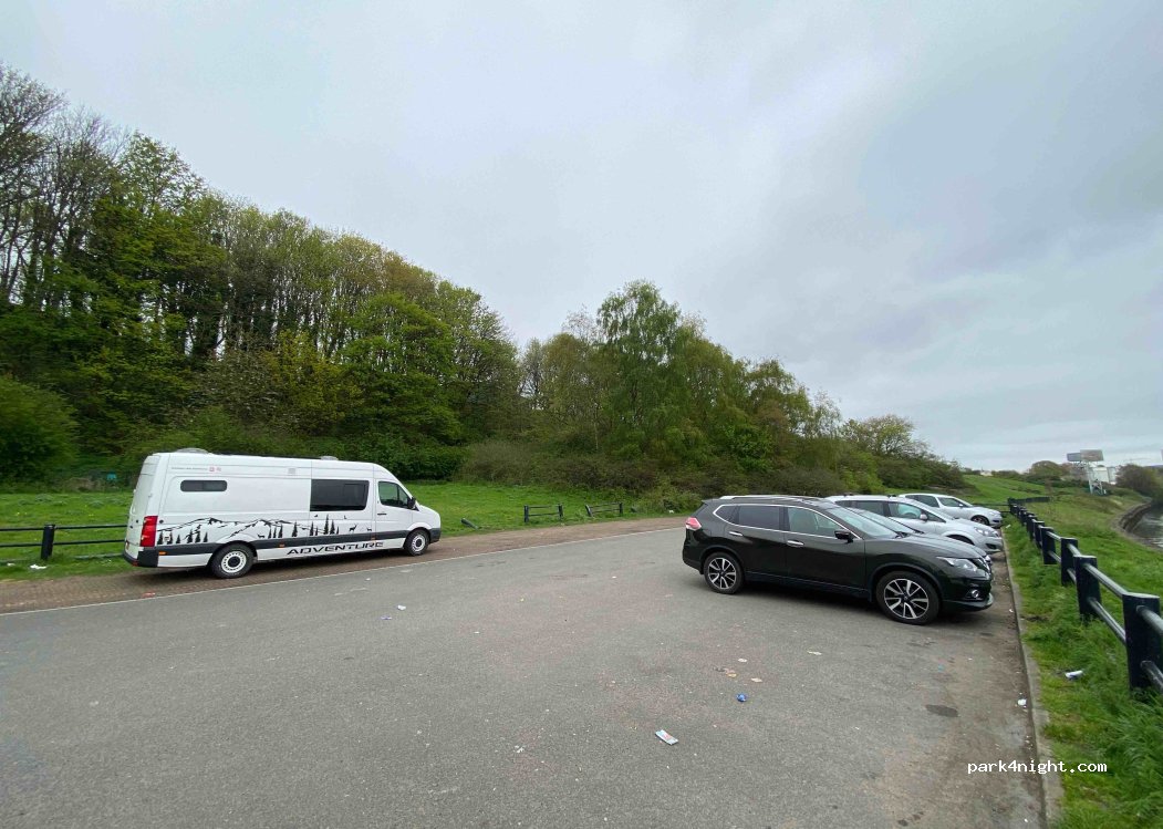 (NE8 3AH) - 18 Saltmeadows Road — foto 3