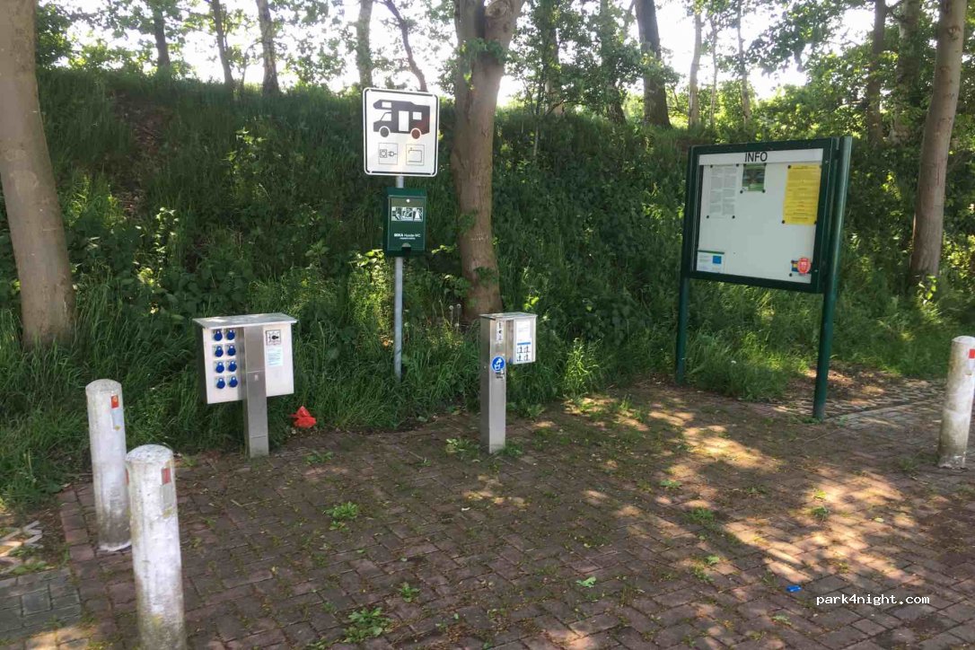 Wohnmobilstellplatz am Erikasee — foto