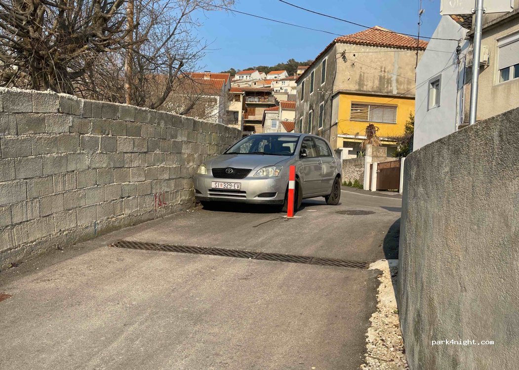 (22000) Šibenik - 19 Ulica Paška Trlaje — foto