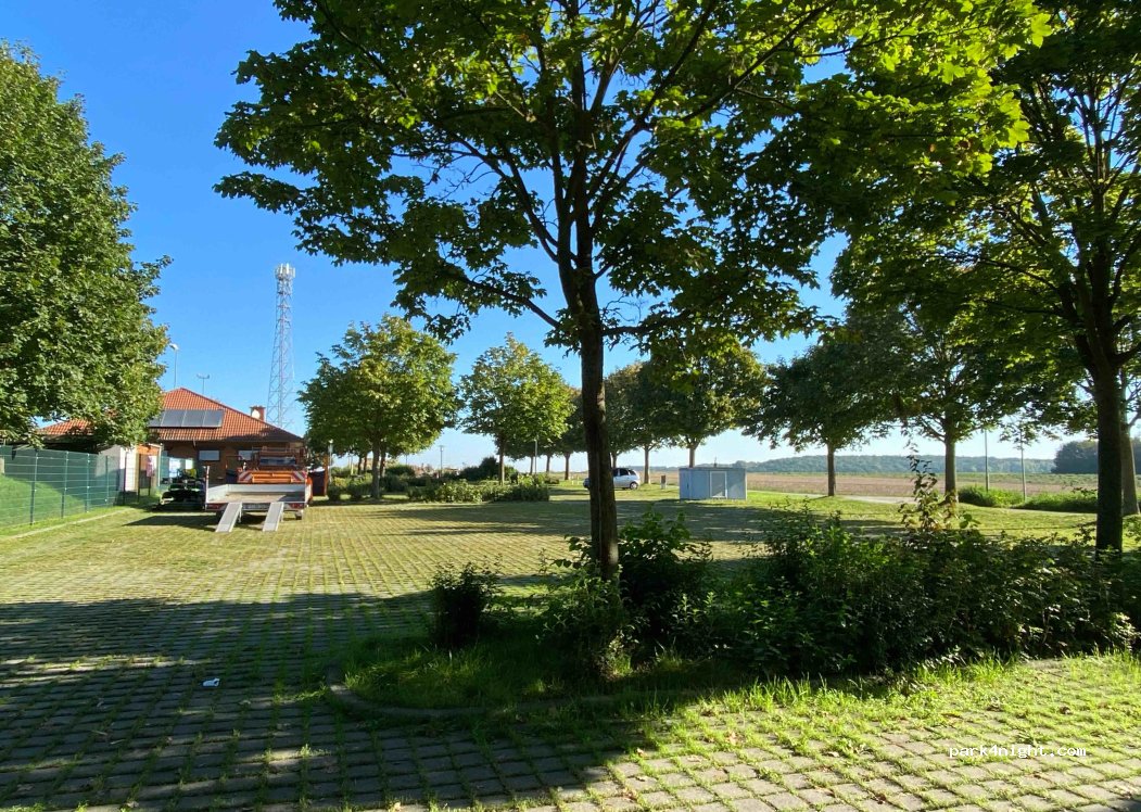 (61184) Karben - Unnamed Road — foto 3