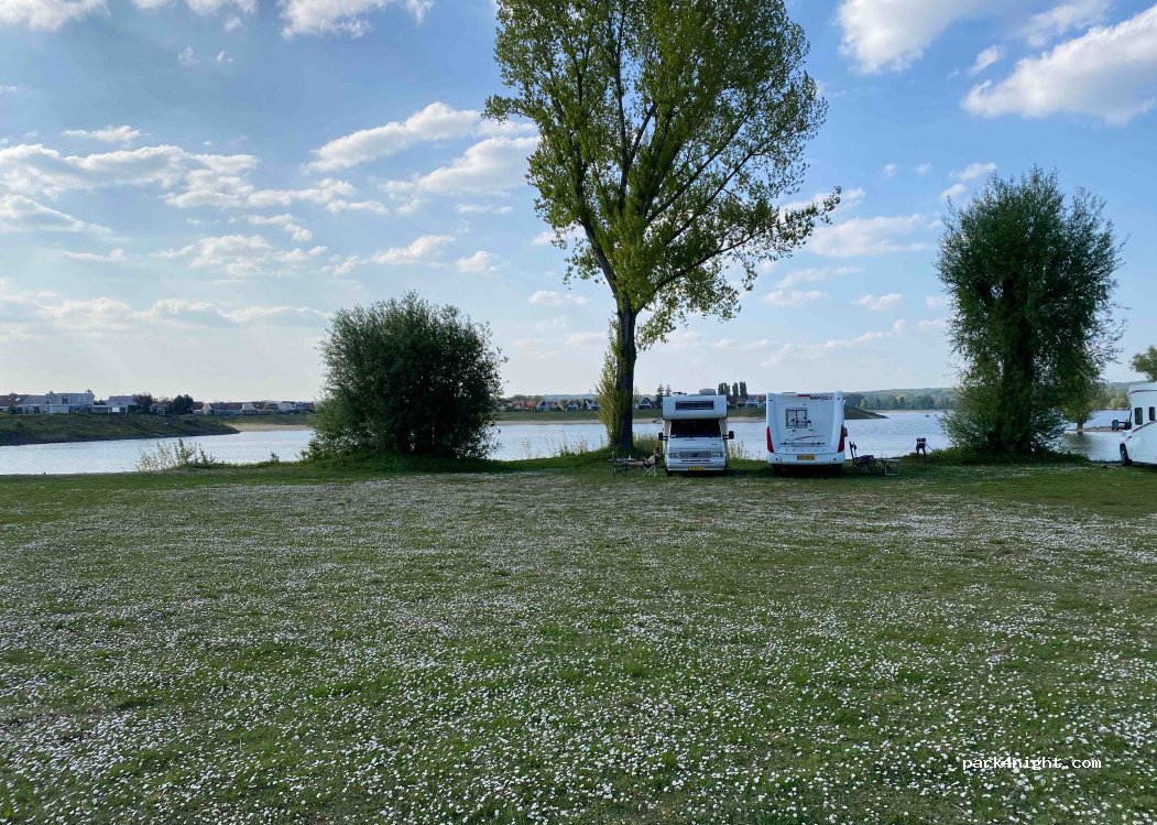 Camperplaats 't Eiland — foto 2