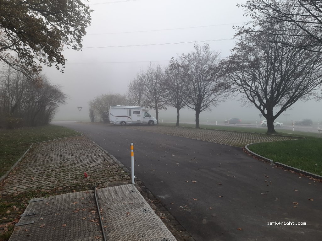 (8173) Neerach - Kiesstrasse — foto 2