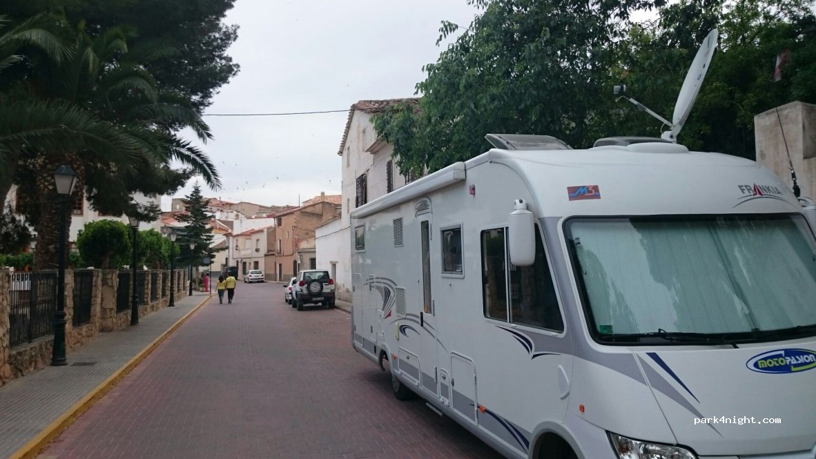 (02430) Elche de la Sierra - 2 Plaza Constitución — foto