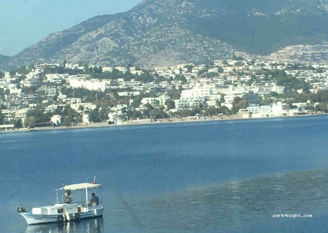 (48400) Bodrum - Dayılar Sokak — foto