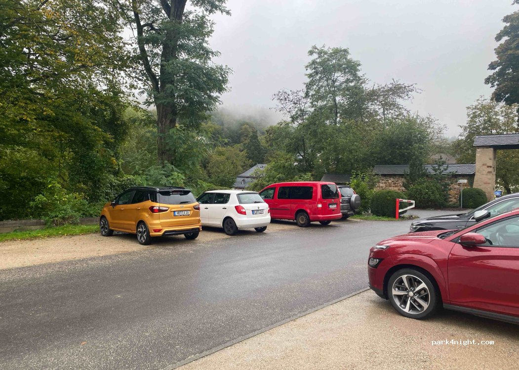 (65346) Eltville am Rhein - Kloster-Eberbach-Straße — foto