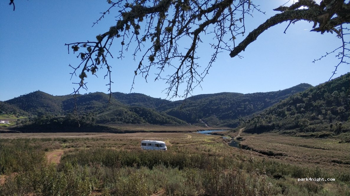 (8375) Sapeira - Unnamed Road — foto