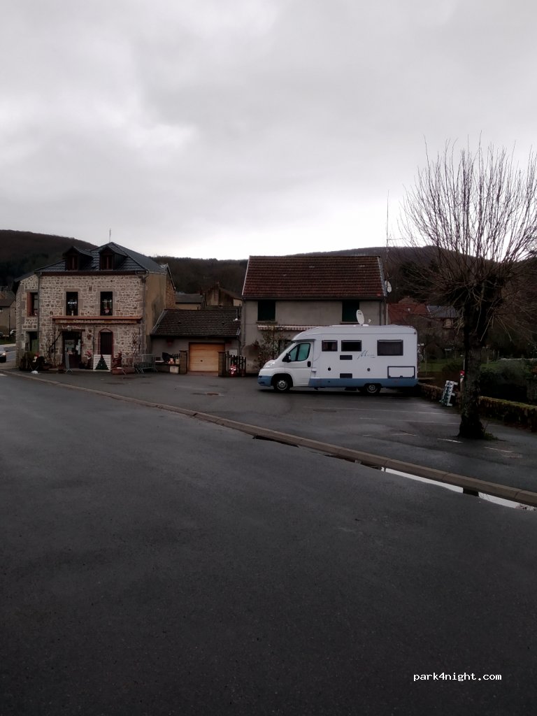 (03250) Saint-Clément - 8 Rue du Moulin — foto 2