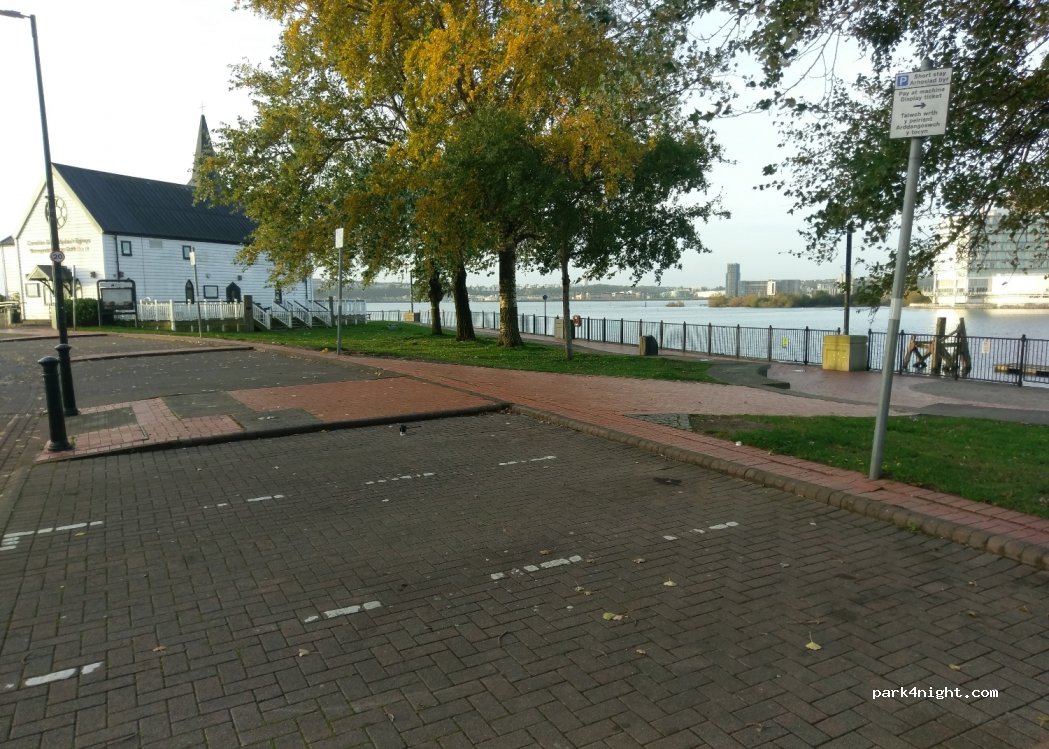 (CF10 4PA)  - Harbour Drive — foto 2