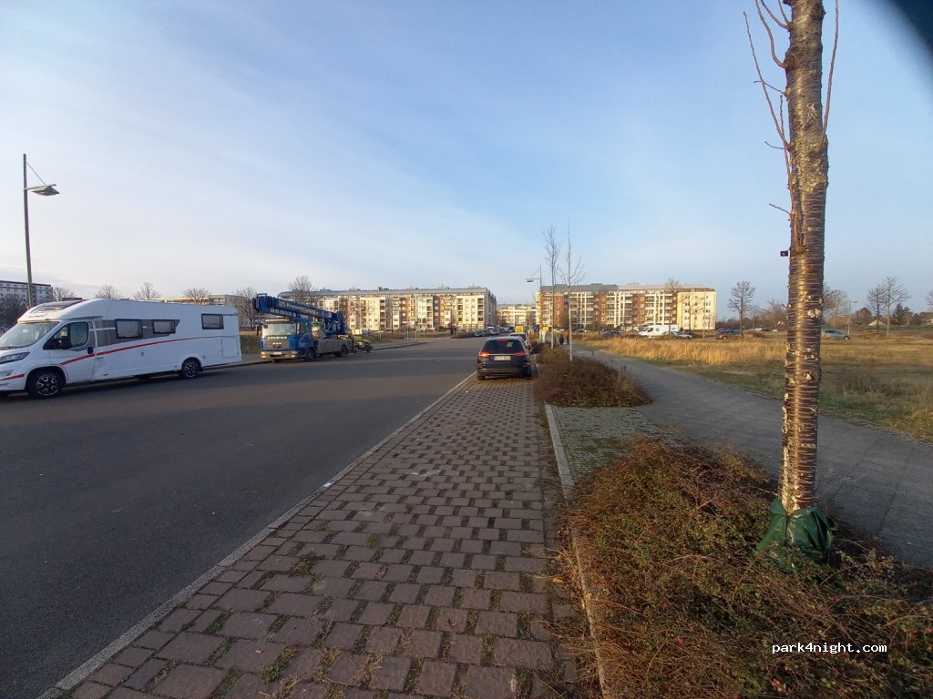 (10365) Berlin - 360 Landsberger Allee — foto