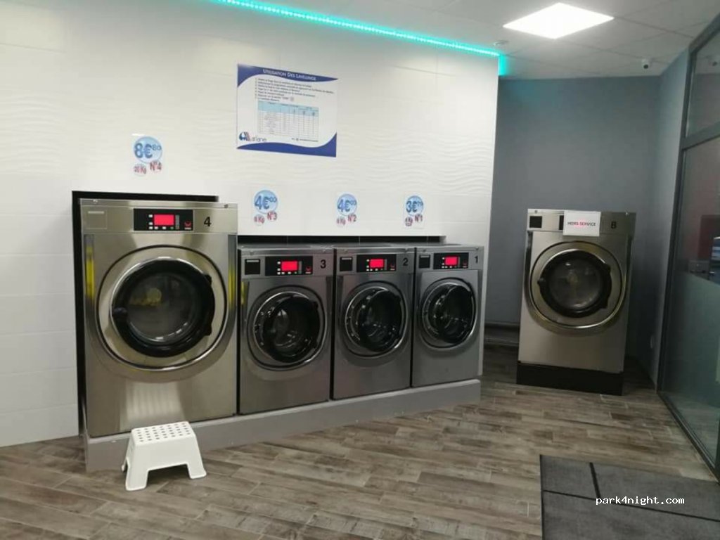 (42110) Feurs - 9 Faubourg Saint-Antoine — foto 2