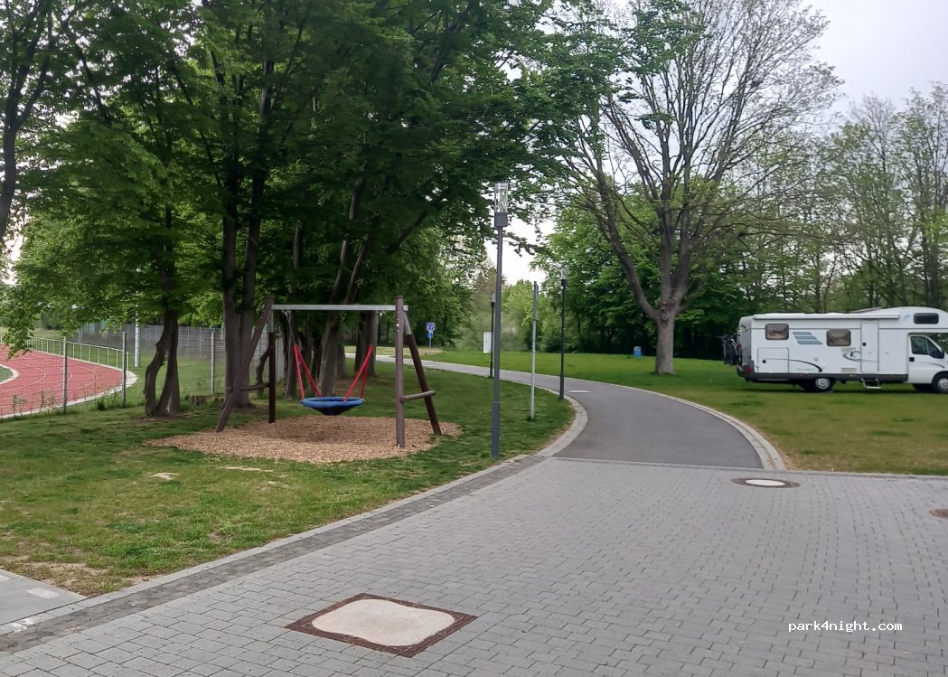 Parking Place de Lesquin — foto 2