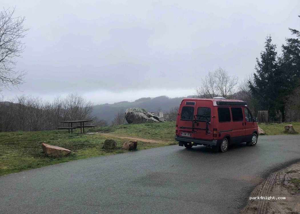 (63440) Saint-Rémy-de-Blot - D2144 — foto