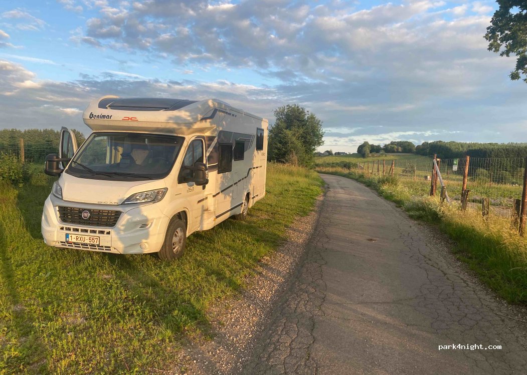 (6840) Neufchâteau - Unnamed Road — foto