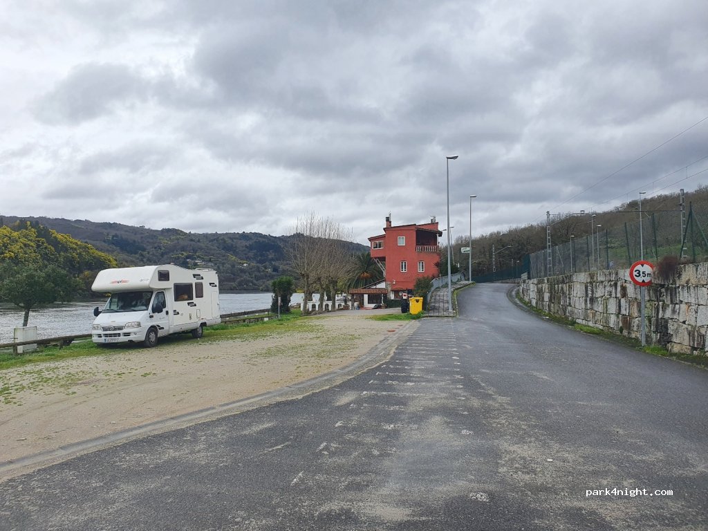(32950) Sobrado - — foto 3