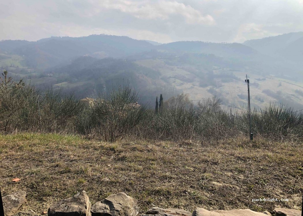 (42026) Canossa - Unnamed Road — foto