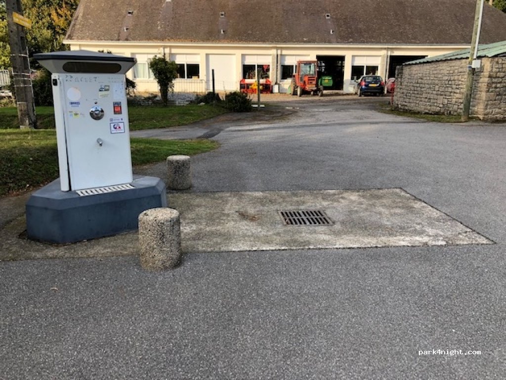 (22570) Saint-Gelven - D95 — foto 3