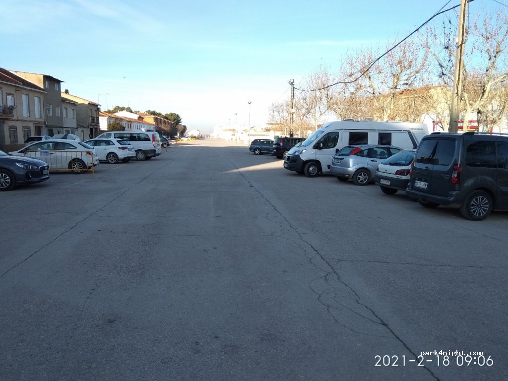 (13630) Socuéllamos - 2 Calle Tierno Galván — foto
