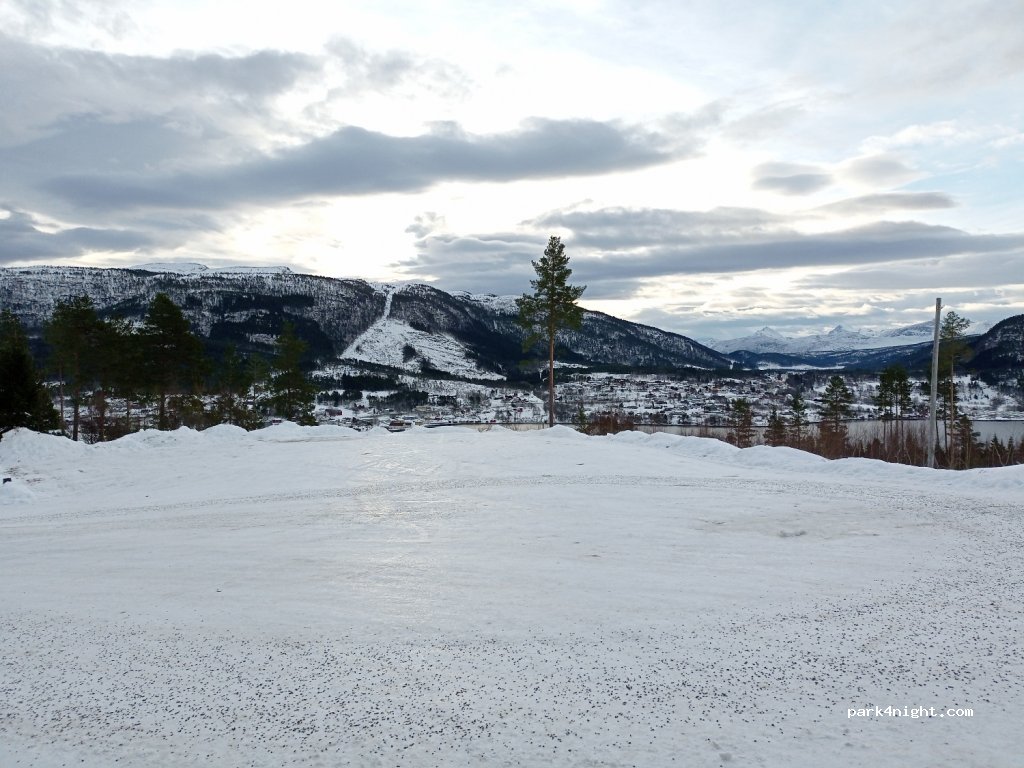 (6630)  - 2 Vågavegen — foto