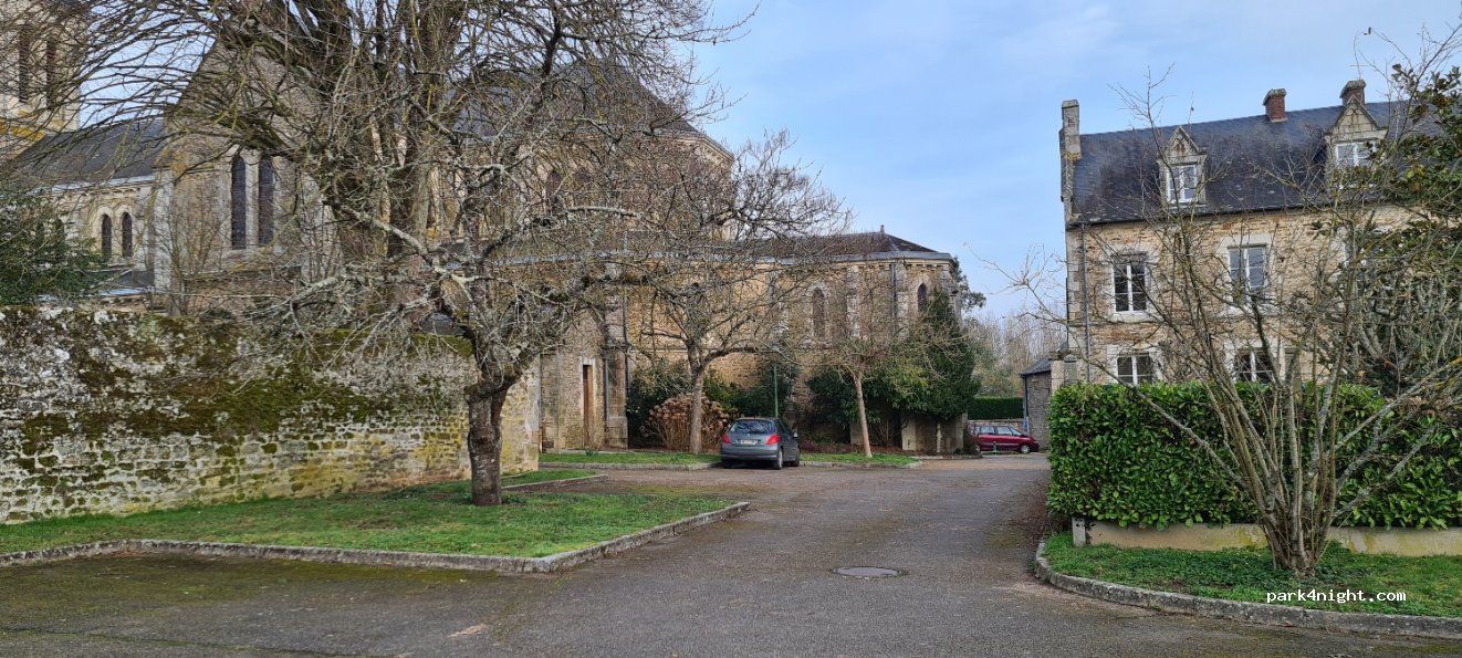 (53370) Saint-Pierre-des-Nids - 2 Rue des Moulins — foto