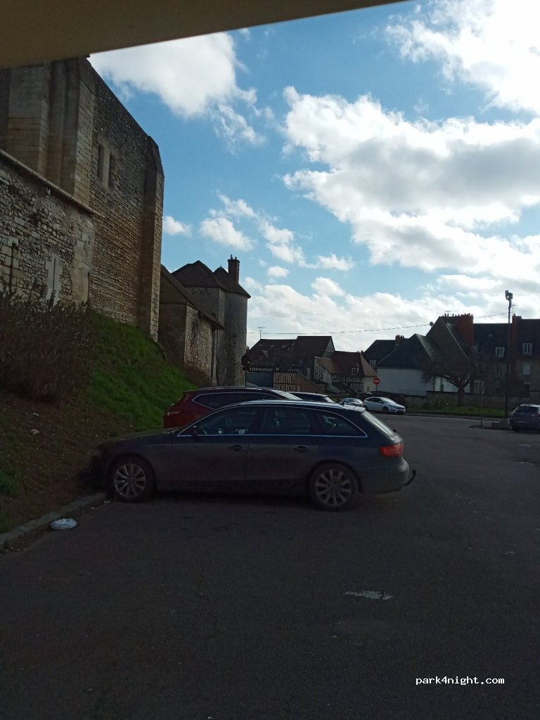 (27140) Gisors - 3 Rue de Penthièvre — foto