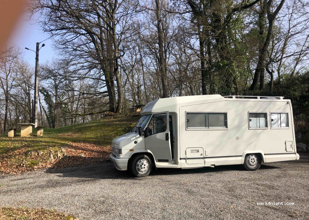 (31350) Lespugue - D98 — foto 4