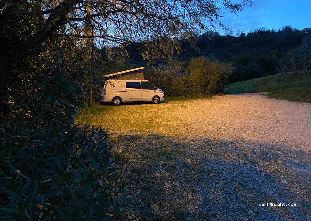 (07200) Rochecolombe - Saladine — foto 3