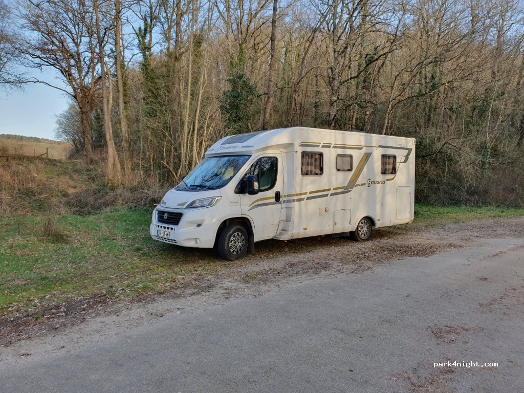 (03440) Buxières-les-Mines - Les Veaux — foto