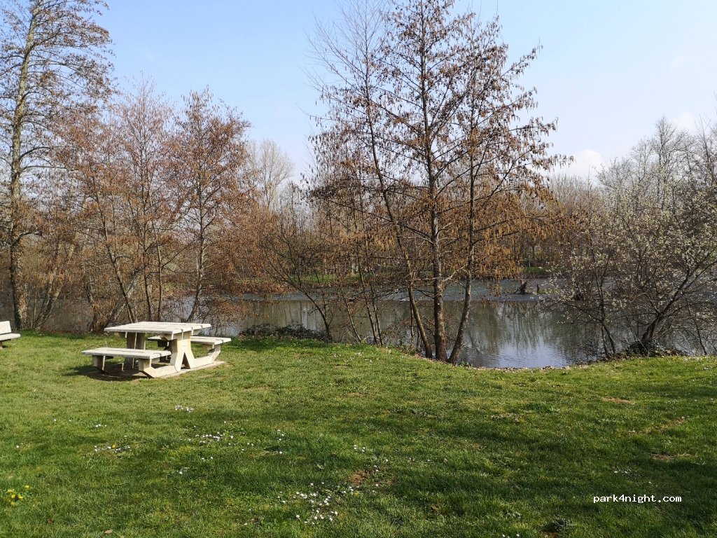 (16700) Condac - Unnamed Road — foto