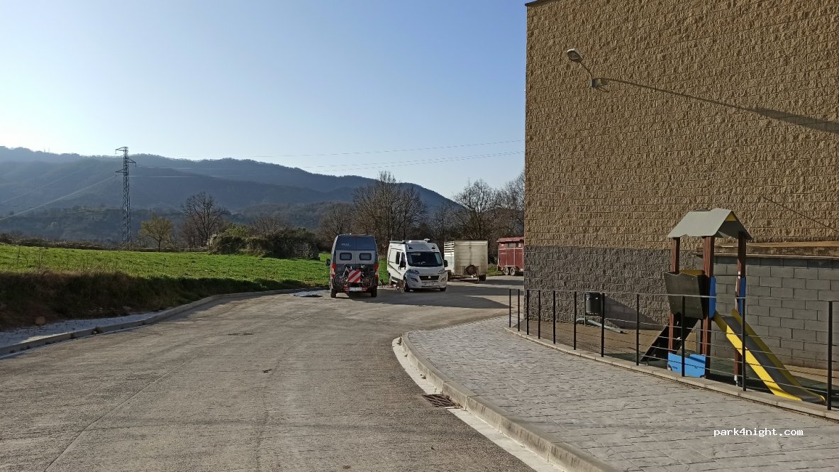 (08584) Santa Maria de Besora - 1 Camí dels Ferrers — foto