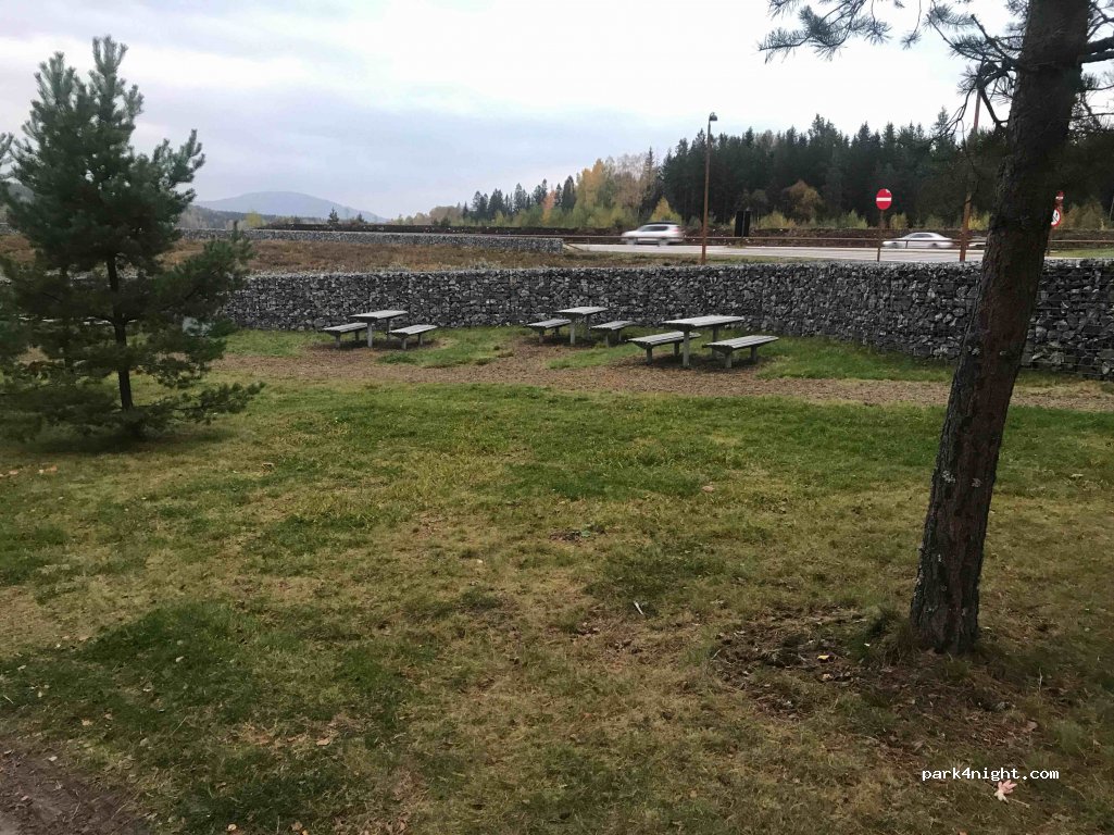 (2074) Råholt - 40 E6 — foto