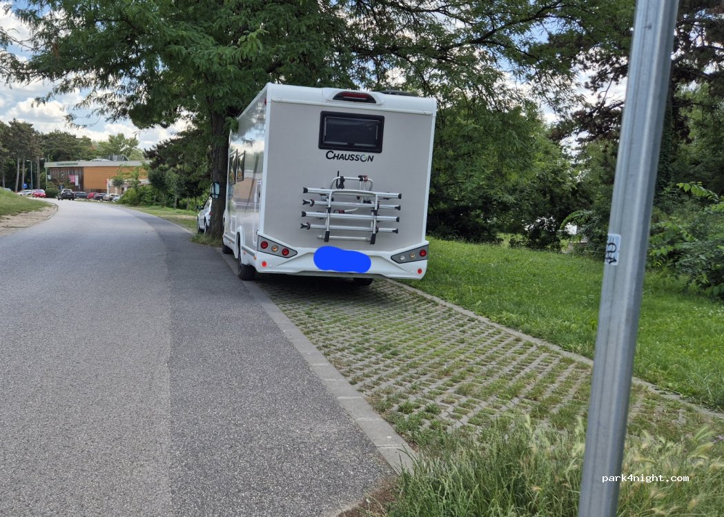 (2890) Tata - 47 Malom utca — foto 4