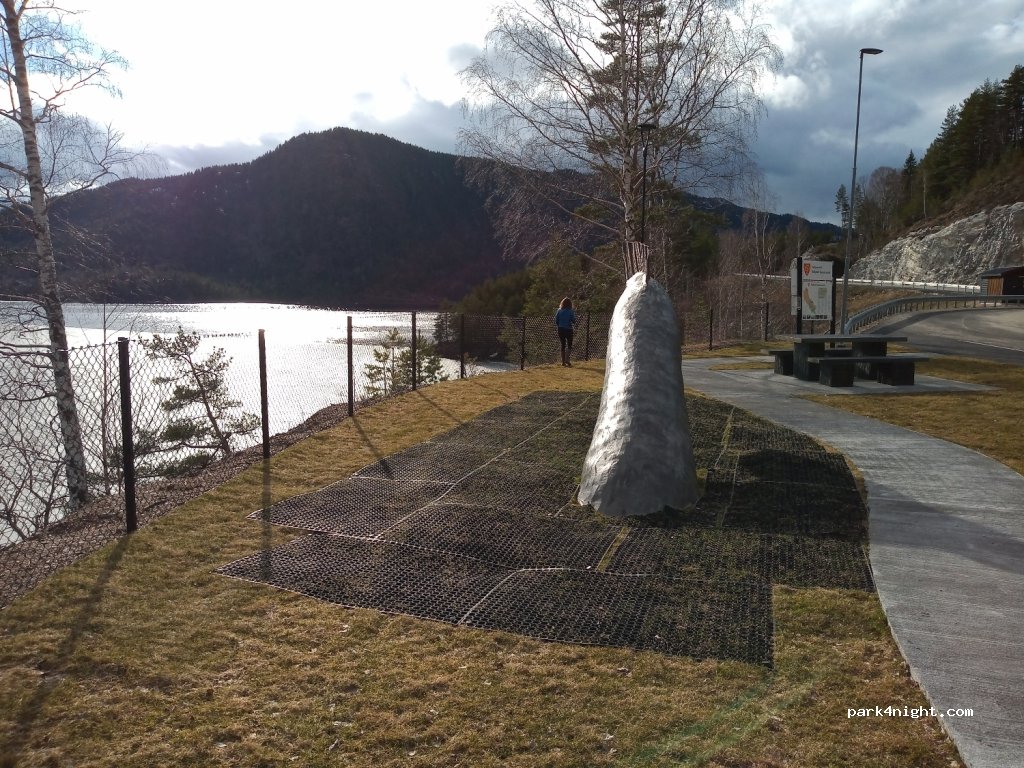 (3840)  - Manheimstrondi — foto