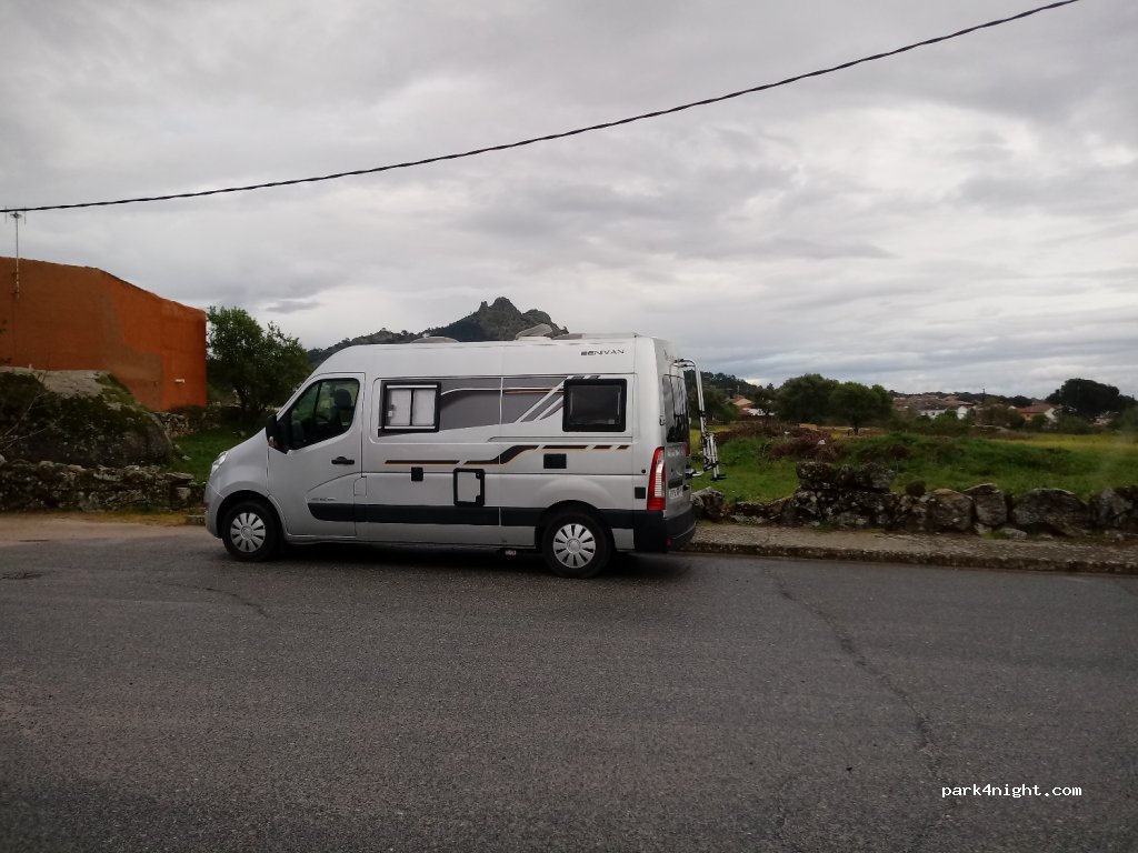 (28640) Cadalso de los Vidrios - 108 Calle San Antón — foto