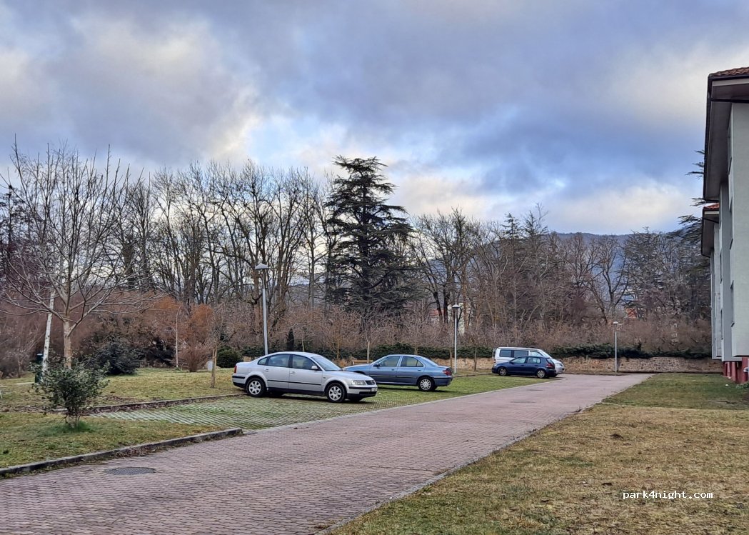 (01250) Araia - 4 Santsaerreka Kalea — foto