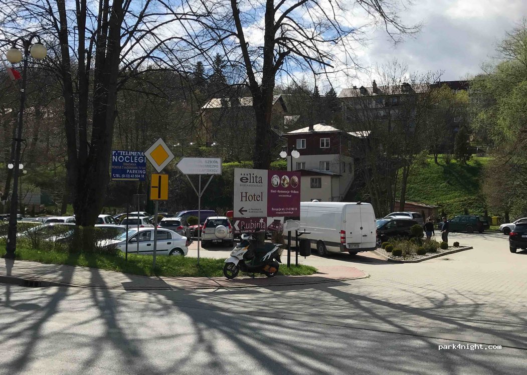 (38-440) Iwonicz-Zdrój - 19 Aleja Słoneczna — foto