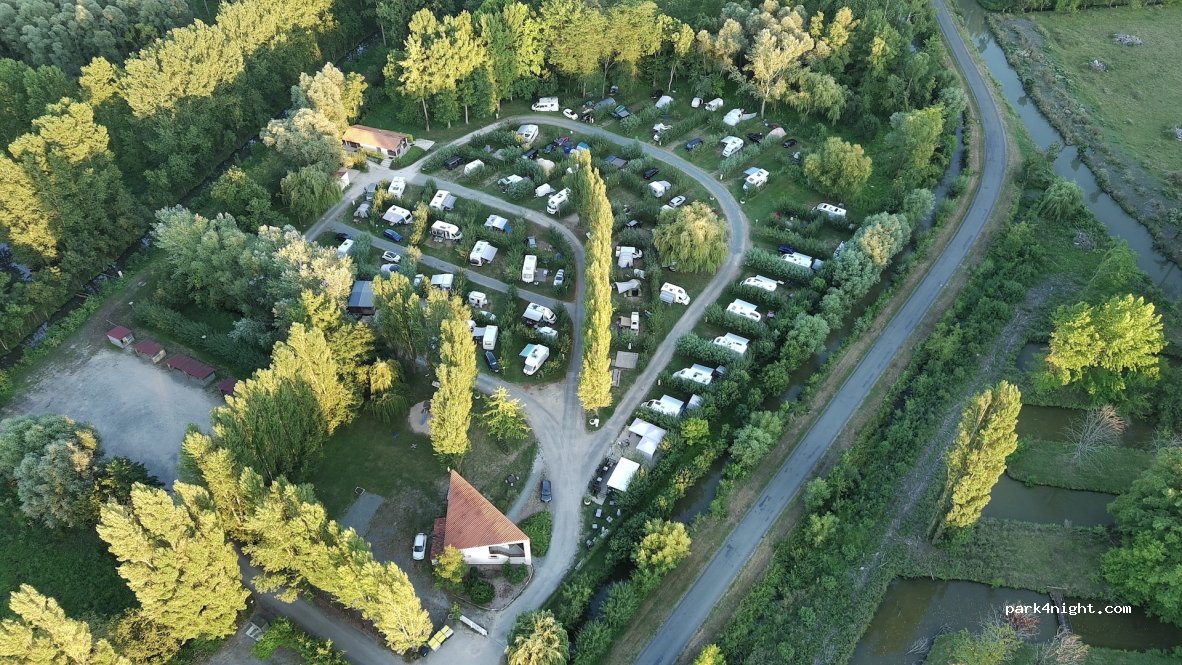 Camping Le Marais Sauvage - Marais Poitevin — foto