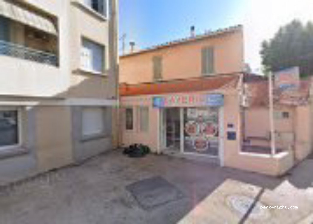 (83500) La Seyne-sur-Mer - 5 Avenue Docteur Mazen — foto