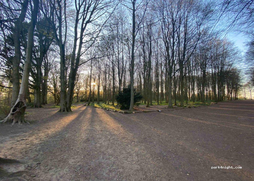 (SN7 7NJ) - Highworth Road — foto 2