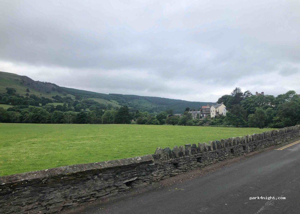 (LL21 9AU) Carrog - 1 Dee Mount Terrace — foto 2