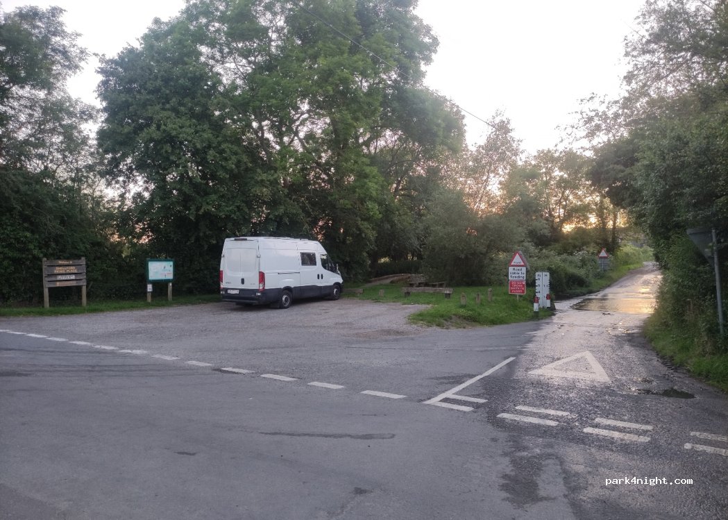 (WR9 7LA)  - Earls Common Road — foto 2