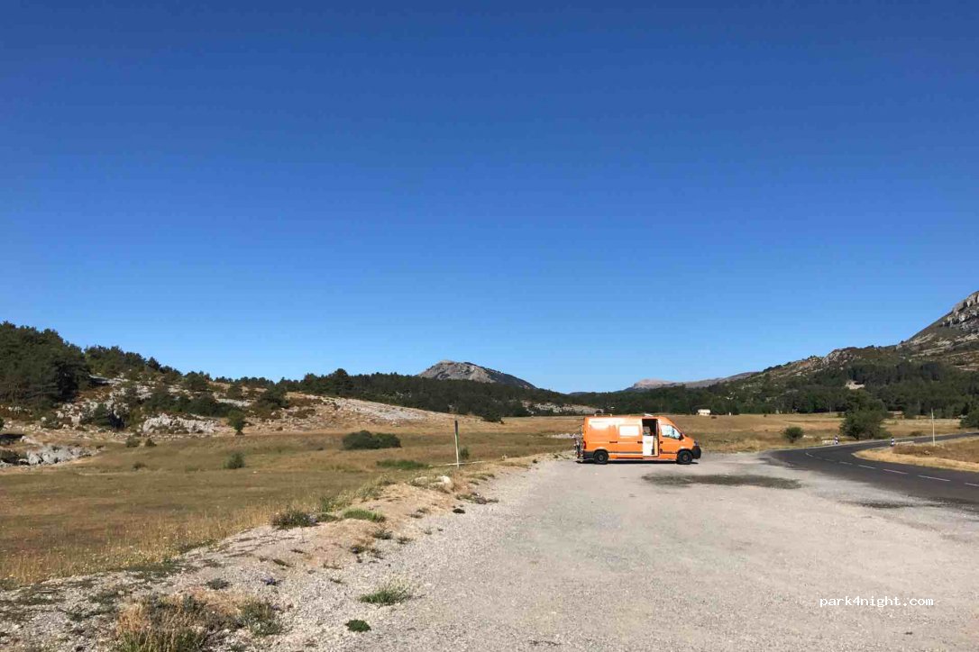 (06460) Caussols - 3330B Route Départementale 12 — foto