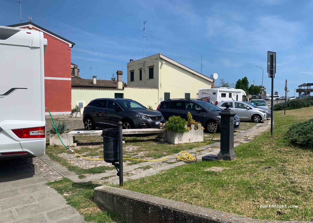 (44022) Comacchio - 31 Via San Pietro — foto 3
