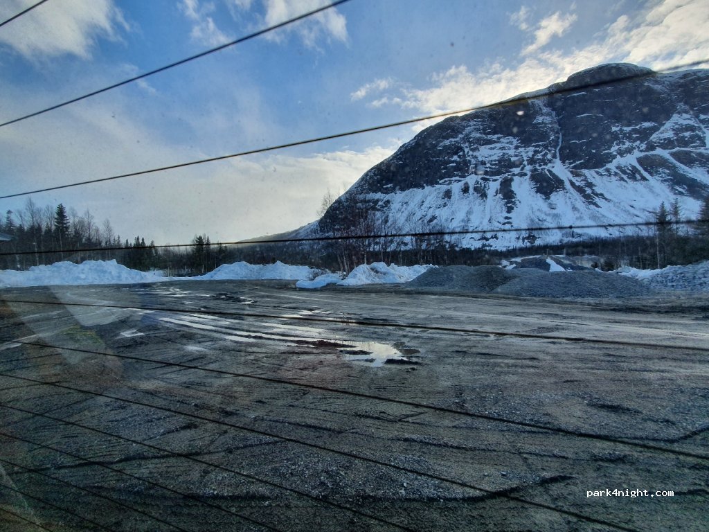 (917 04) - Borgadammsvägen — foto 2