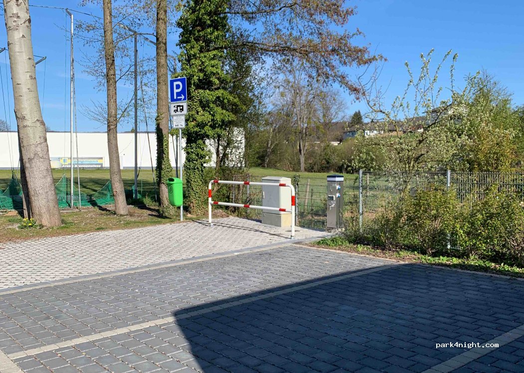 Wohnmobilstellplatz Fränkisch-Crumbach — foto 2