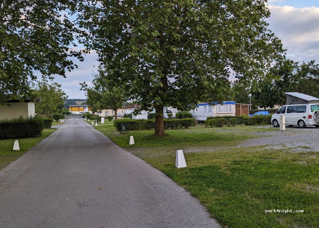 Camping Le Plan d'Eau Givet — foto 4