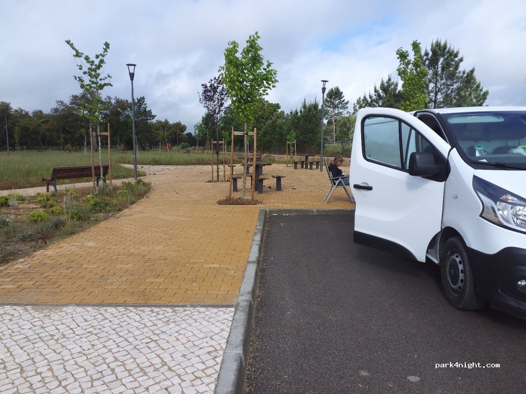 (7570-175) Grândola - 2 Rua 1 de Maio — foto