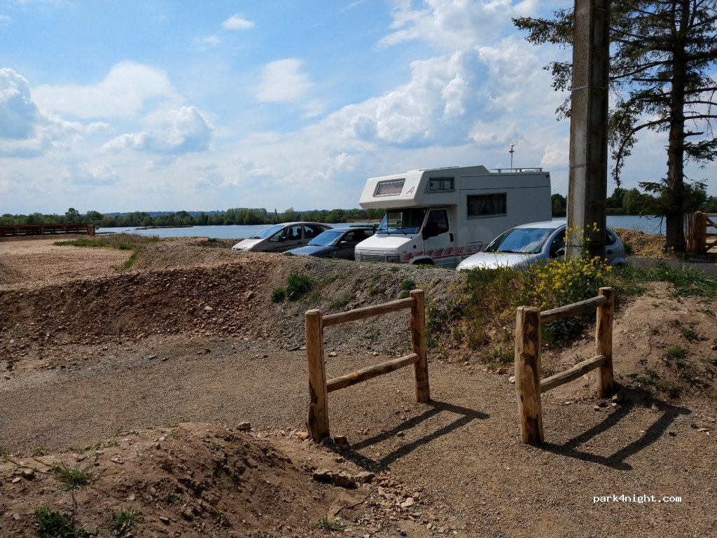 (49680) Vivy - Rue du Plan d'Eau — foto