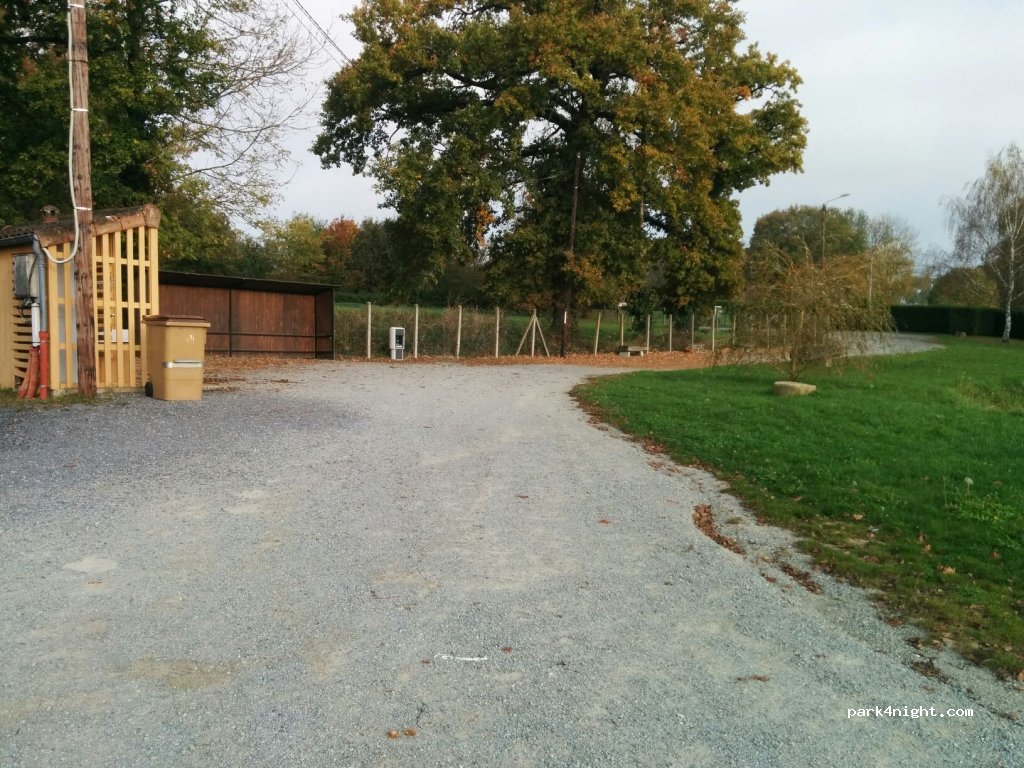 Camping - Dompierre les Eglises — foto