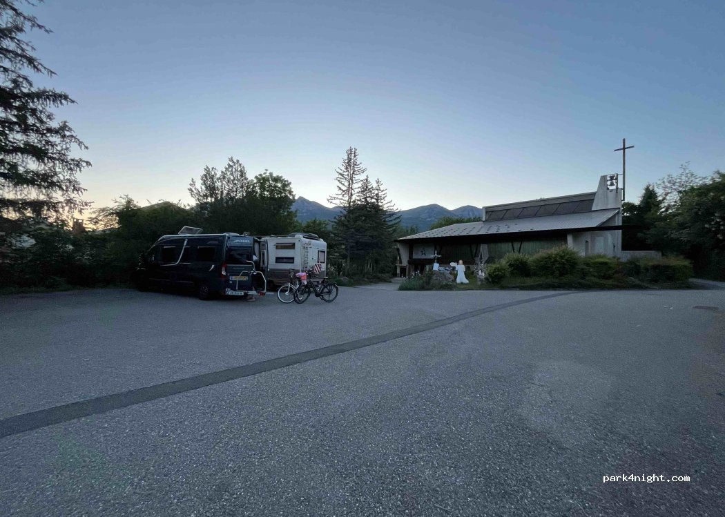 (05000) Gap - 16 Rue Lieutenant Boisramé — foto 3