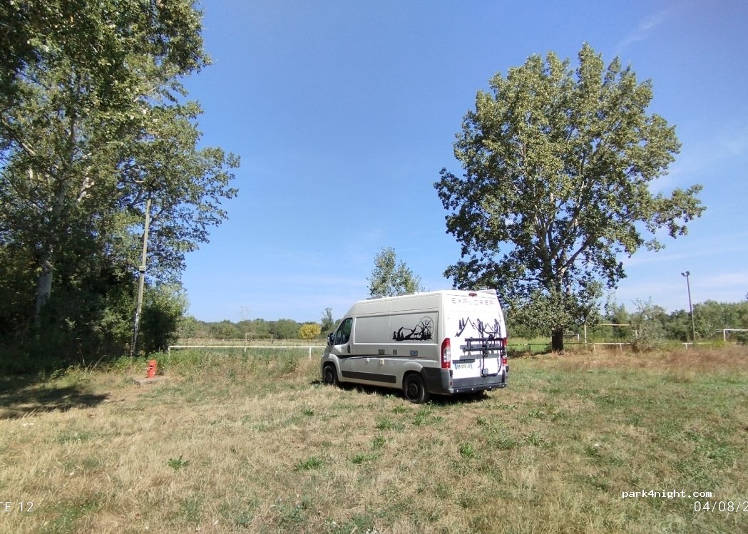 (30190) Dions - Canabières — foto 4
